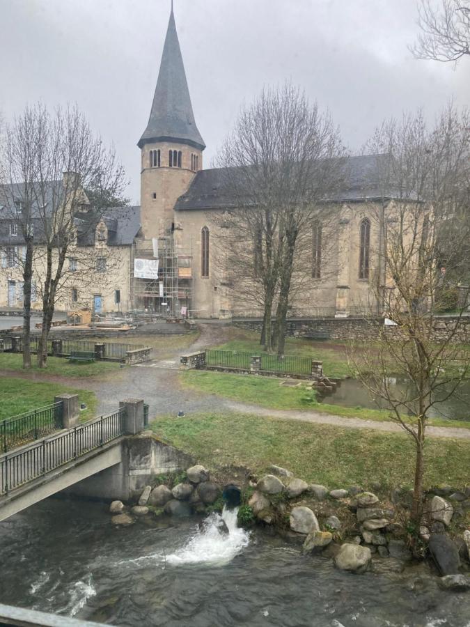 Le « Studio Sur La Neste » Dans Le Centre D'Arreau Luaran gambar